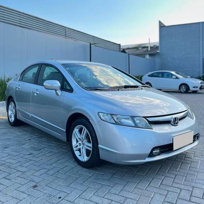HONDA CIVIC 1.8 EXS 16V GASOLINA 4P AUTOMÁTICO HONDA CIVIC 1.8 EXS 16V GASOLINA 4P AUTOMÁTICO